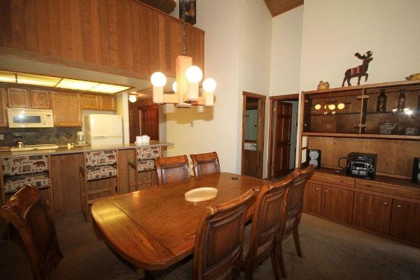 Hotel Mountainback at Mammoth (Mammoth Lakes)
